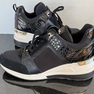Michael Kors Georgie Trainer Chunky Platform Shoes Size 9 Black Gold